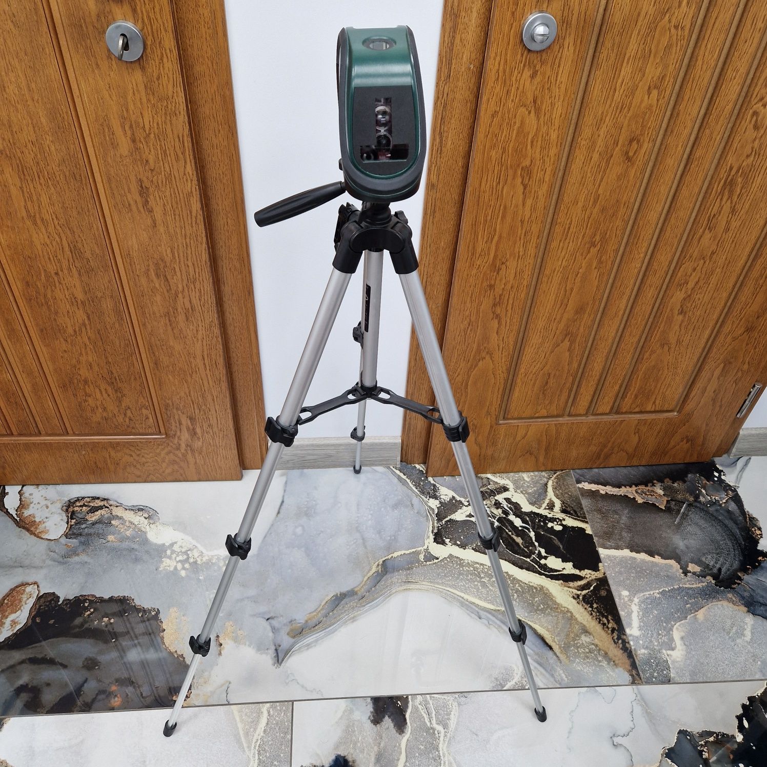 Лазерен нивелир BOSCH UniversalLevel 2 Set