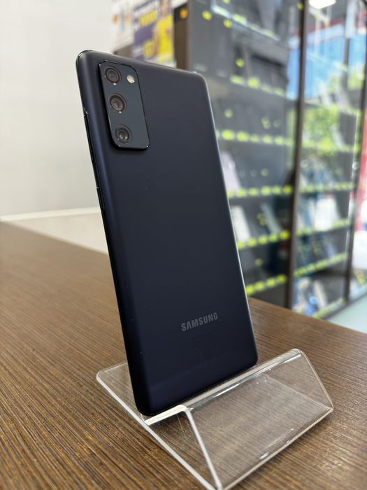 Samsung S20 FE / 128GB / Impecabil / Garantie 12 luni