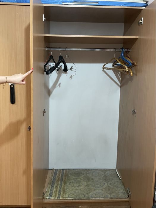 Продам шкаф для прихожей
