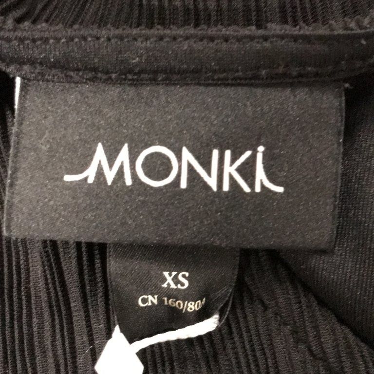 Monki рокля тип кимоно р-р С