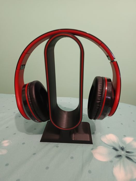 Стойка за слушалки, различни цветове