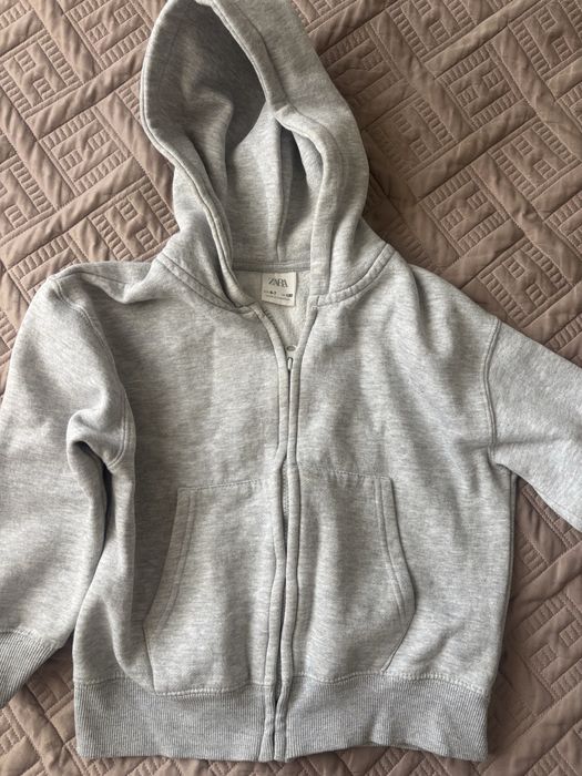 Продам кофты костюм за 2000 в хорошом состоянии. Как новое.