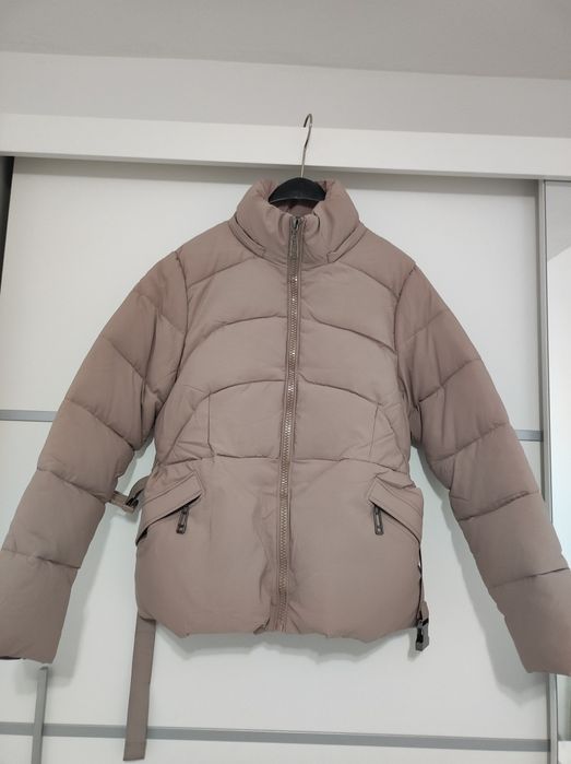 Дамско зимно яке