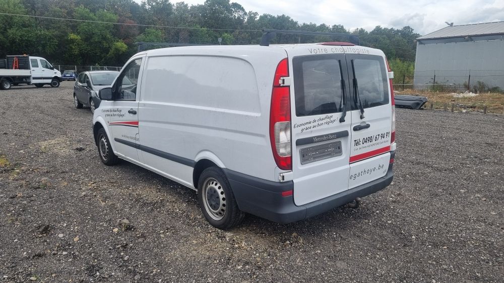 Mercedes Vito,Volkswagen transporter, opel vivaro, renault trafic