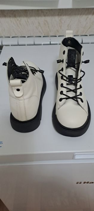 Обувь женская. Осенние ботинки. Новые