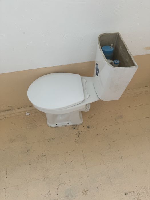 Unitaz sotiladi xolati zoʻr