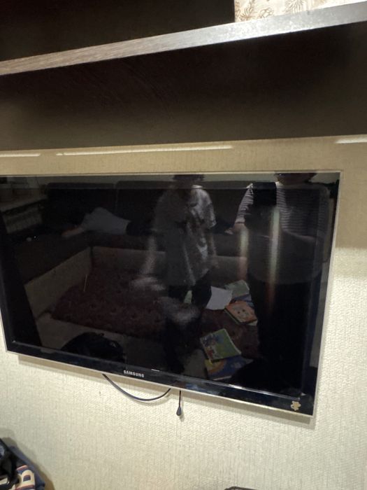 Телевизор на запчасти