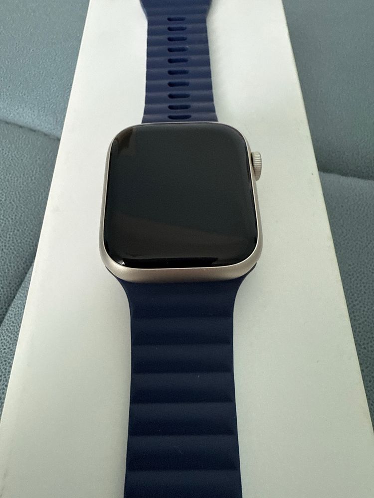 Apple watch 9 series 45mm Starlight
