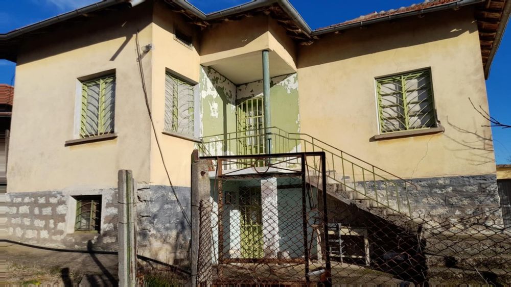 Продава се Къща в с. Доктор Йосифово, Област Монтана - 72 кв.м за 107 €/кв.м - Снимка #2