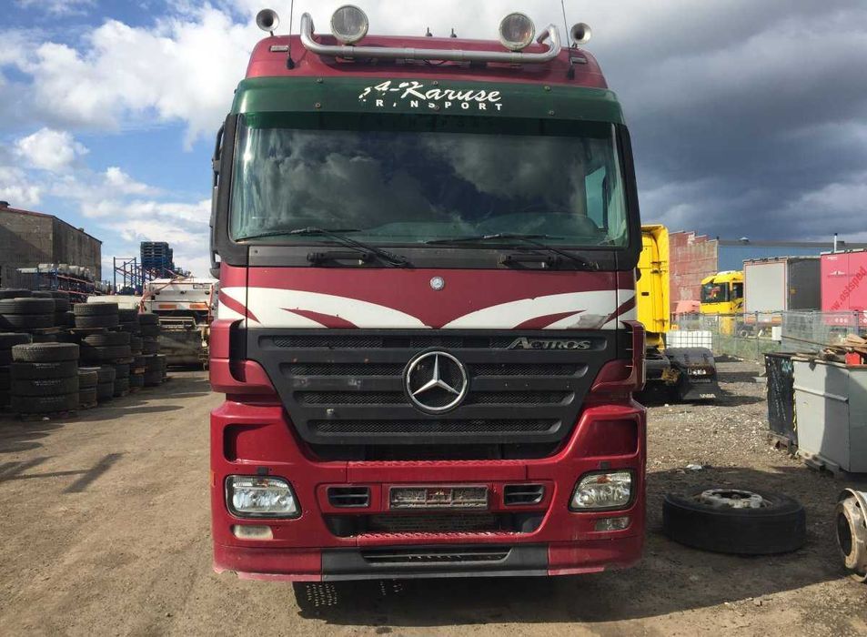 Dezmembrez MERCEDES-BENZ Actros, Axor MP1, MP2, MP3/ piese