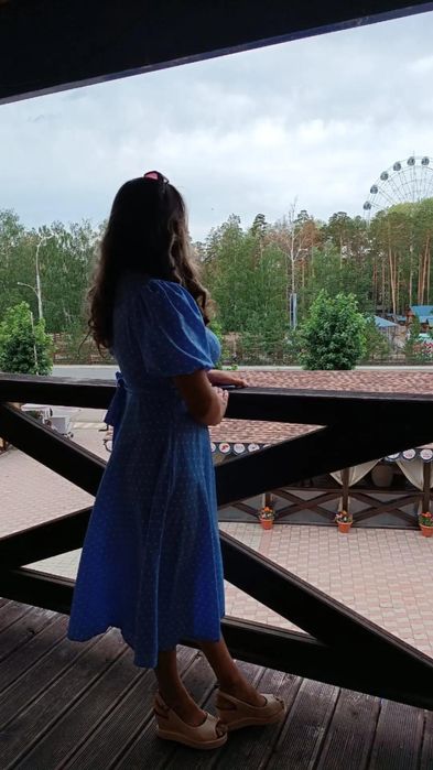 Продам платье 46 размер