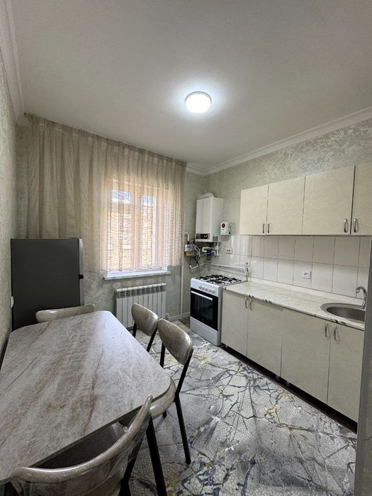 Сергели 5а 3/5/7 квартира сотилади тоза ремонтда прописка 0