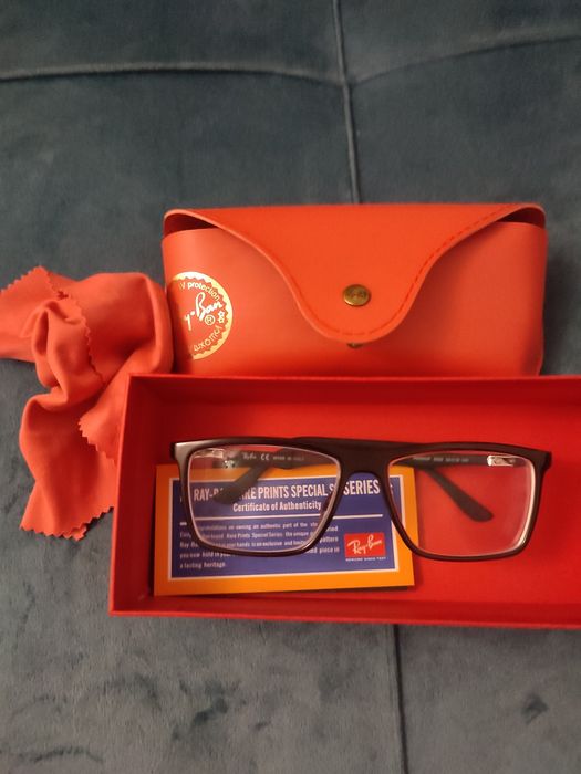 Vând ochelari vedere Ray ban