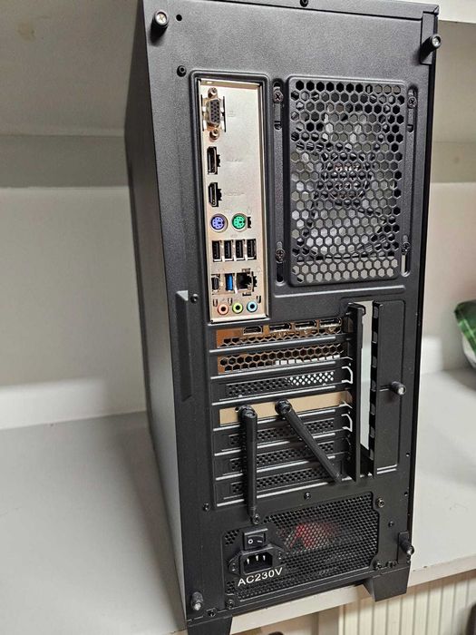 Unitate Gaming MSI (Ag29 Siraj b.33492) Garantie 2 ani