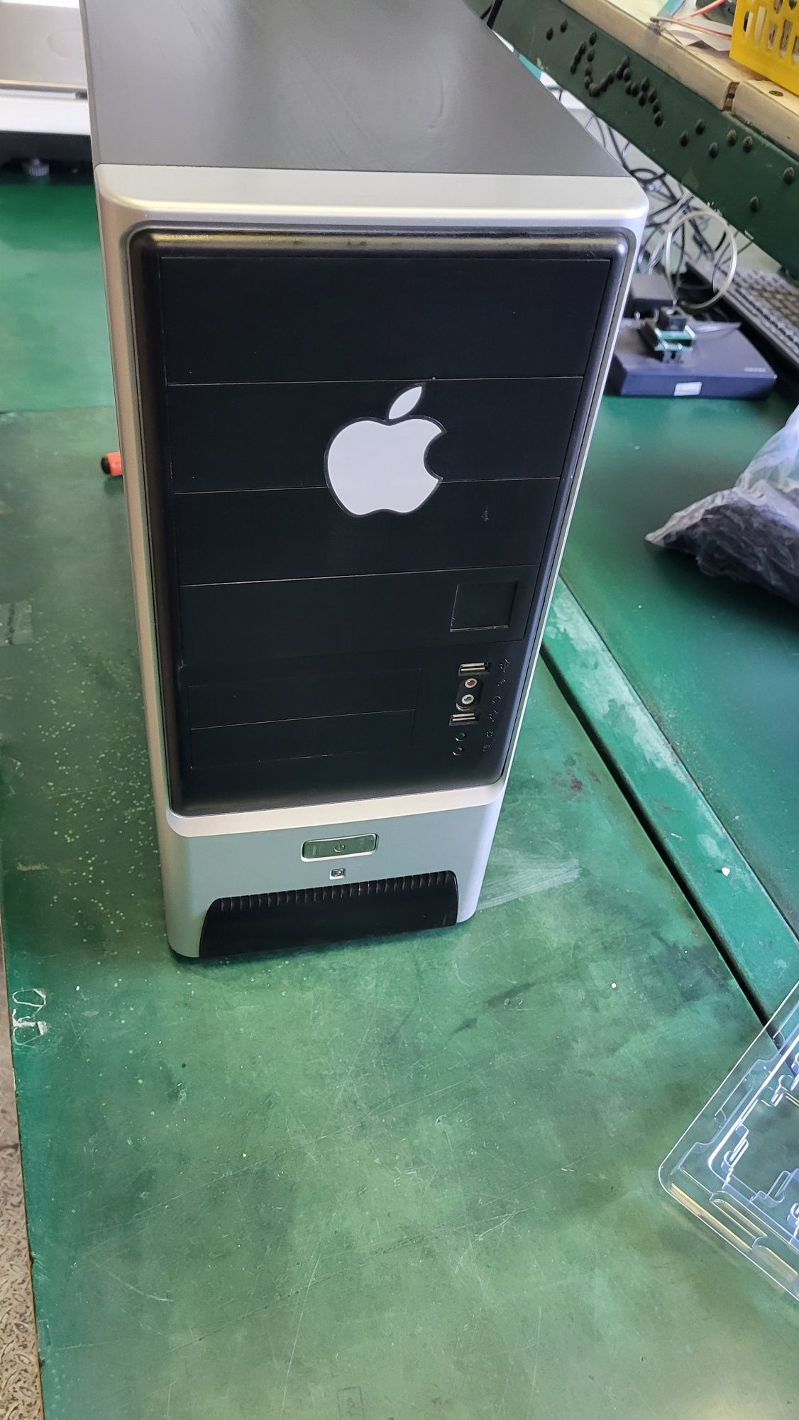 Компютър i5 3750k, geforce 660 2gb, 16gb ram, 240gb ssd, 300gb hdd
