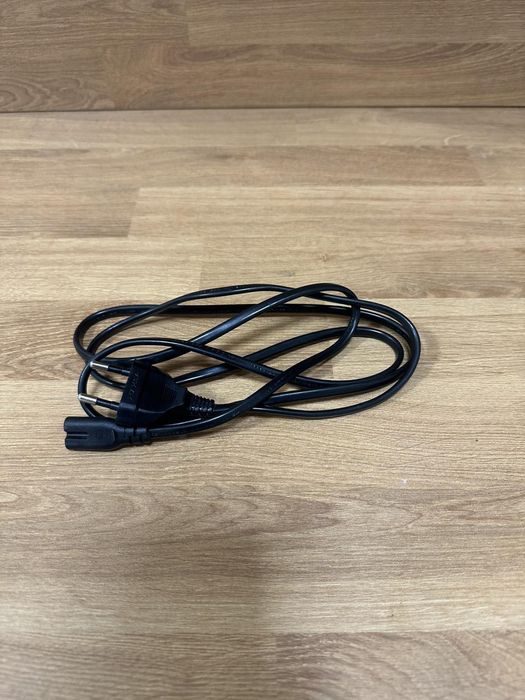 Playstation 4 slim със 2 джойстика