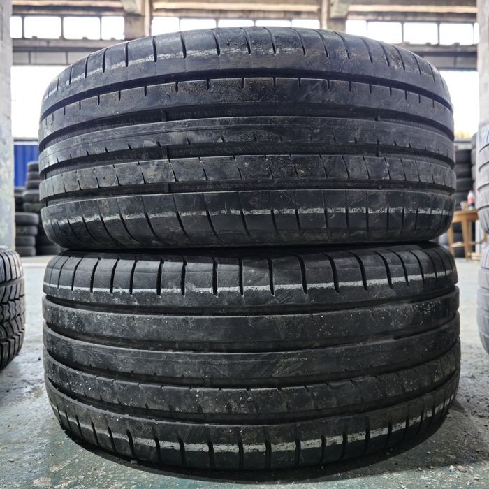 2x 225/45/17 VARA GOODYEAR Stare impecabila