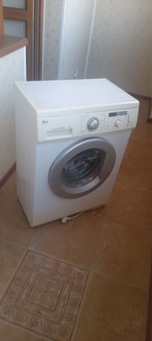 Продам стиральную машину
