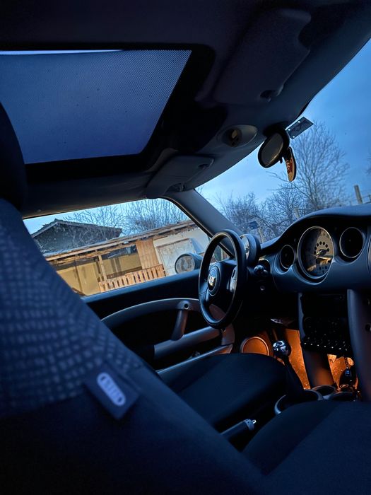 Кола Mini cooper