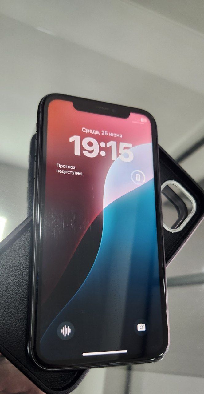 IPhone 11   64GB IDEAL