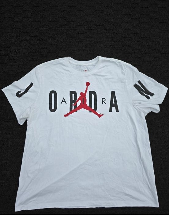 Tricou Jordan, mărimea S – 100 lei