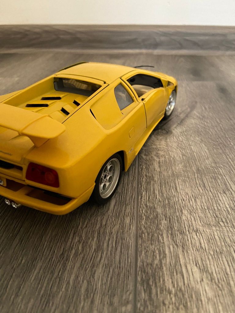 Метална количка Lamborghini Diablo 1:18