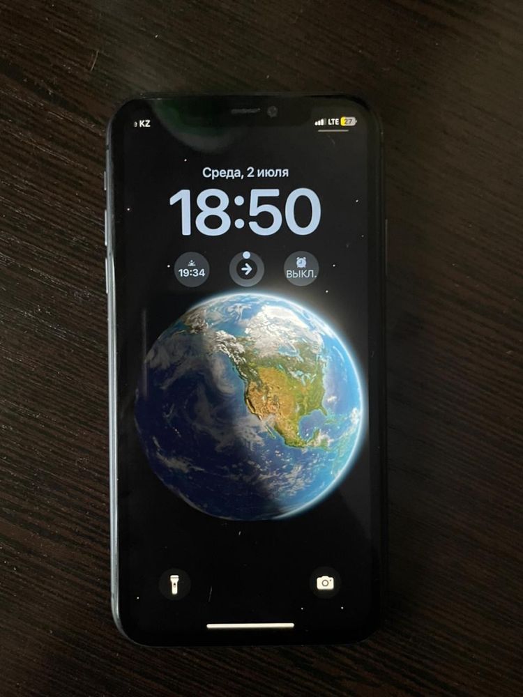 Продам Apple11 64gb