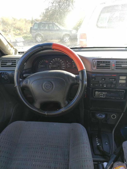 Opel Vectra 2.0 :  цяла или на части