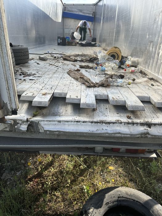 dezmembrez walking floor