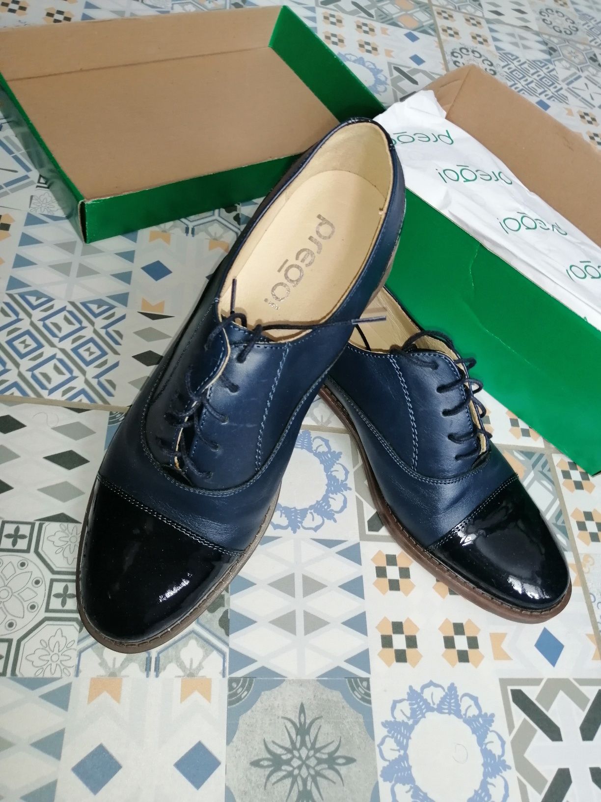 Pantofi dama piele 100% model OXFORD noi în cutie nr 40