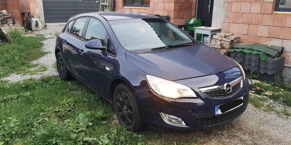 Vand Opel Astra J