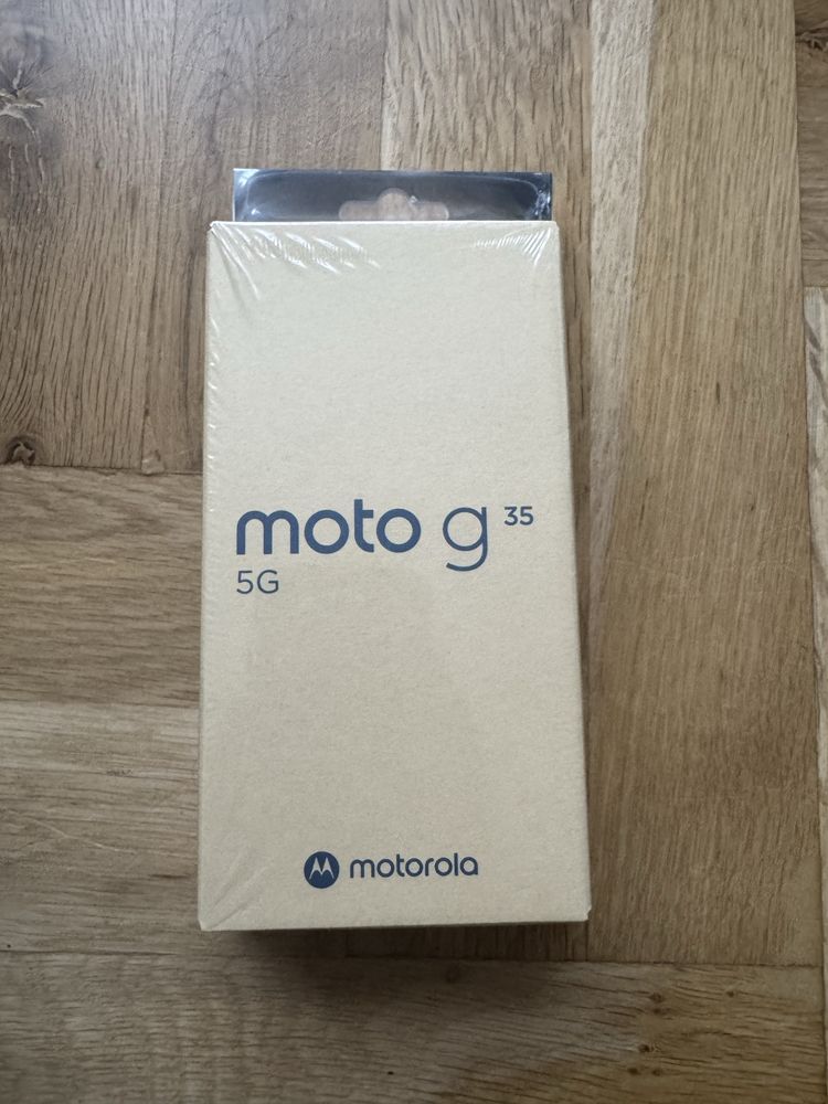 Motorola G35 5G 4GB 256GB неразпечатан
