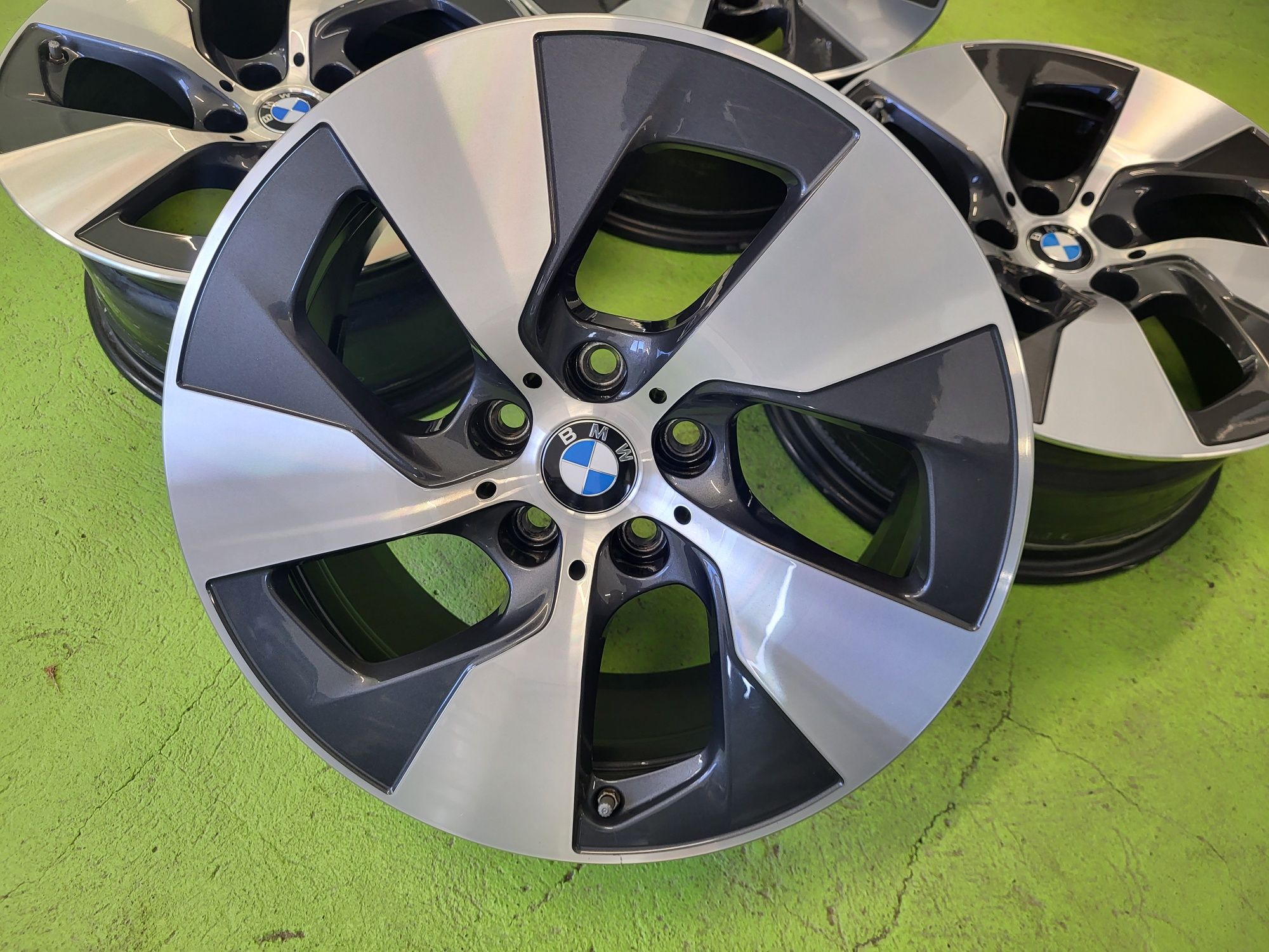 17 5x112 Bmw G30 G31 G20 лети джанти 5х112 бмв