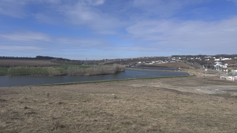 Teren de vanzare - Lebada