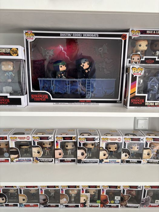 ЕВТИНО Stranger Things funko pop figure