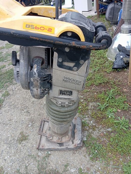 Vând placă vibranta