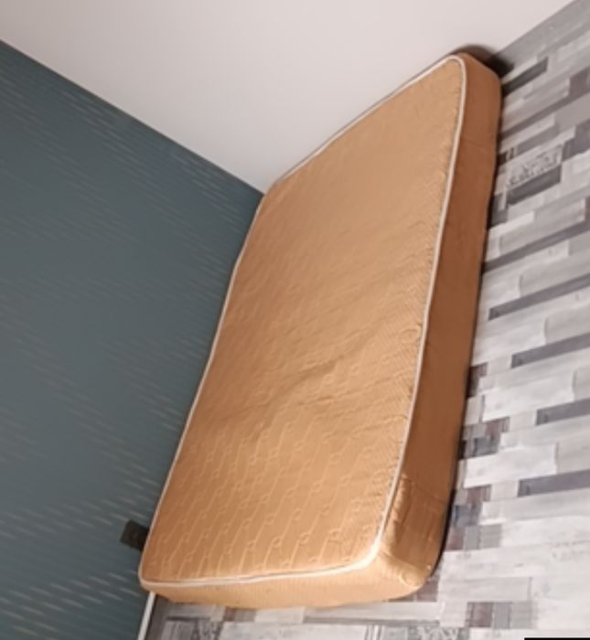 Матрас на кровать