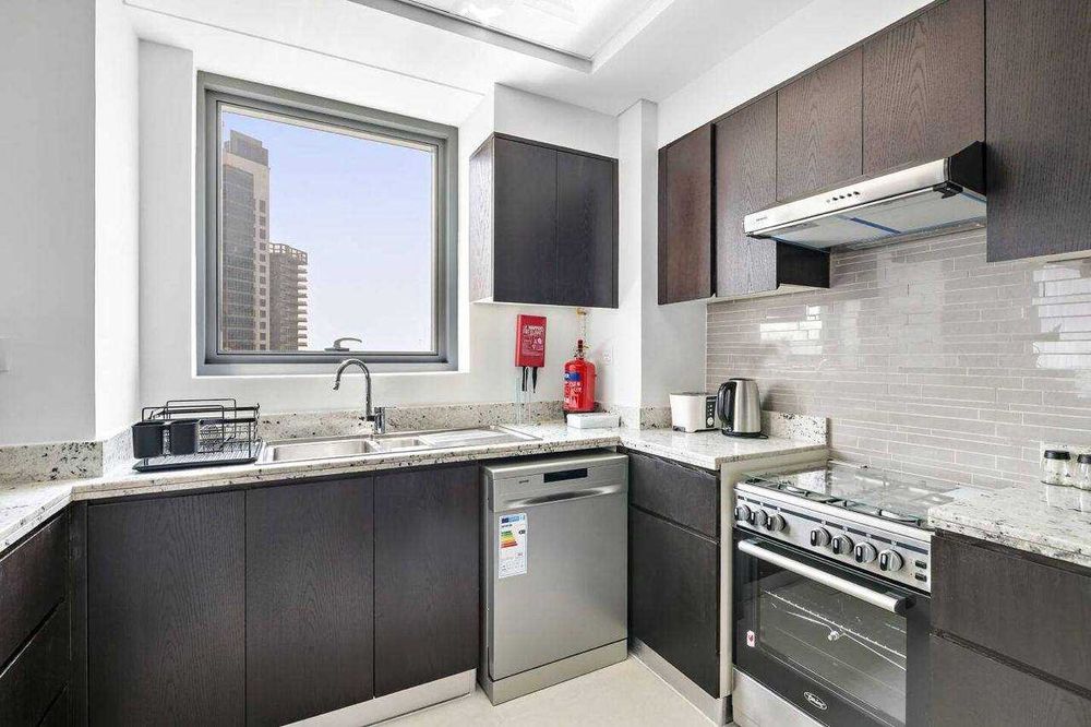 Сдается новая 2х уютная квартира в новостройке на Дархане. 2/11/12 Р7