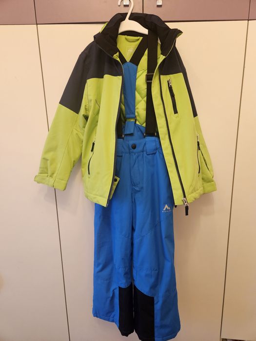 Costum ski nr 128