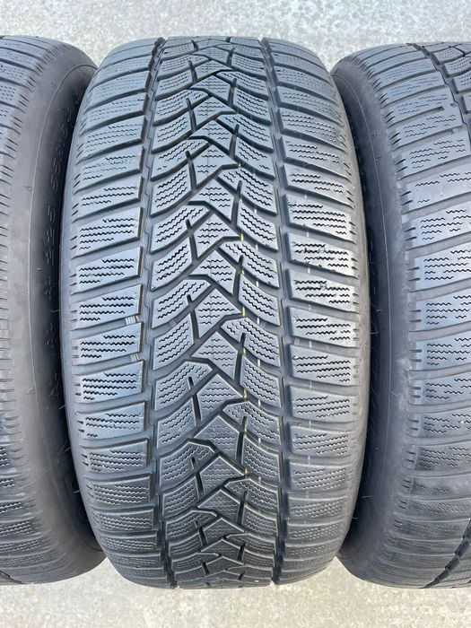 Set anvelope iarna 225 55 16 dunlop
