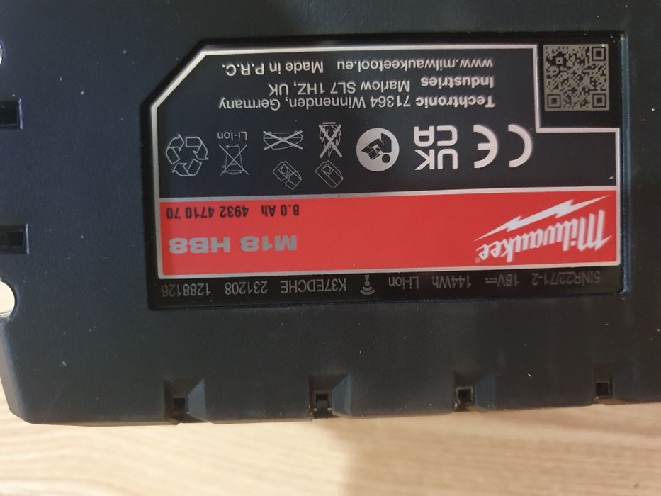 Vind acumulator Milwauke 18v 8A