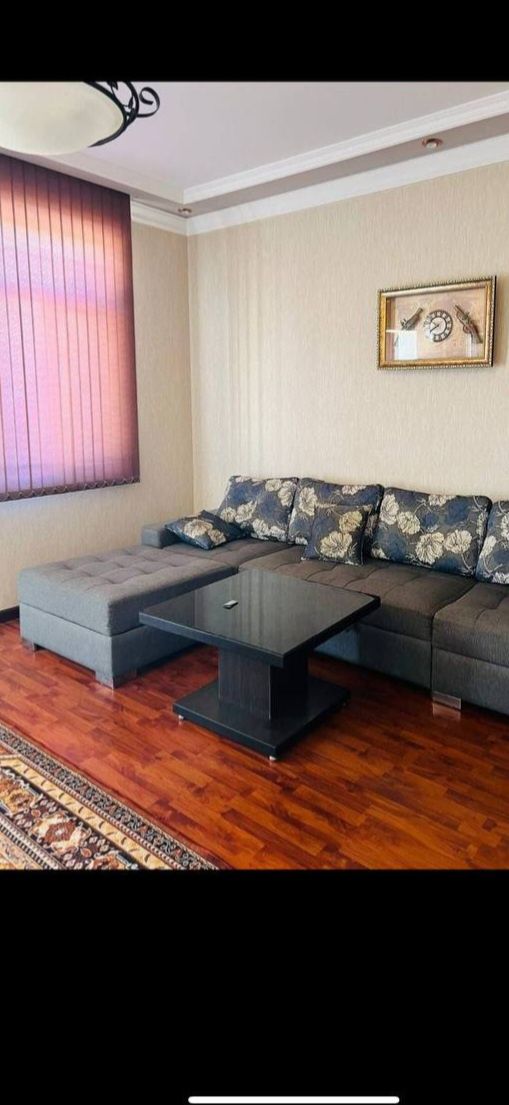 Parkent tumani Nilufar bekatida dala hovli