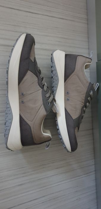 Hugo Boss  43/27.5 - 28см  НОВО! ОРИГИНАЛ! Мъжки Спортно - елегантни!