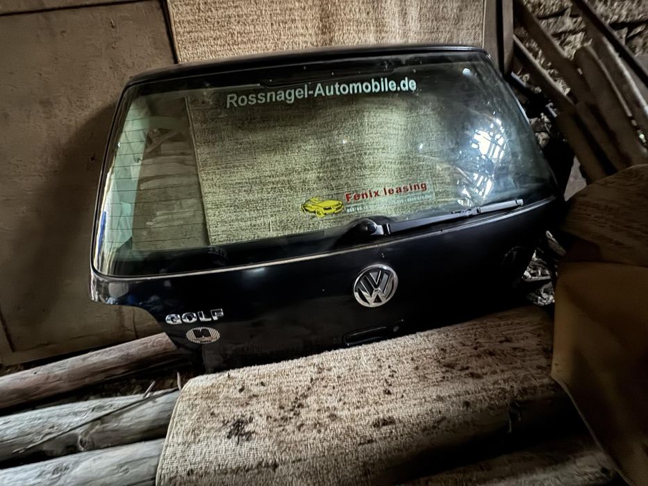 Врата на багажник и лява врата