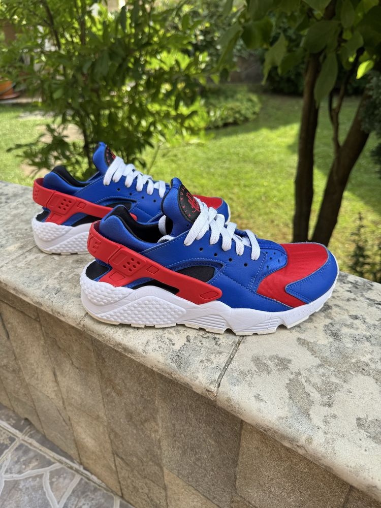 Дамски маратонки Nike Air Huarache