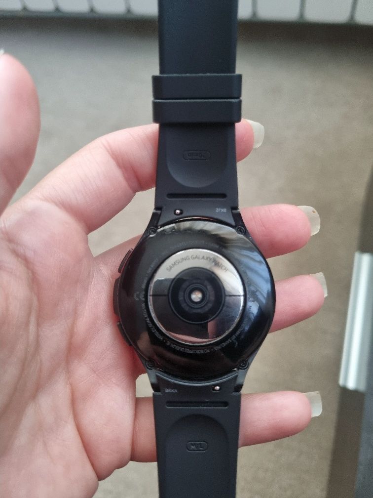 Samsung Galaxy Watch 4