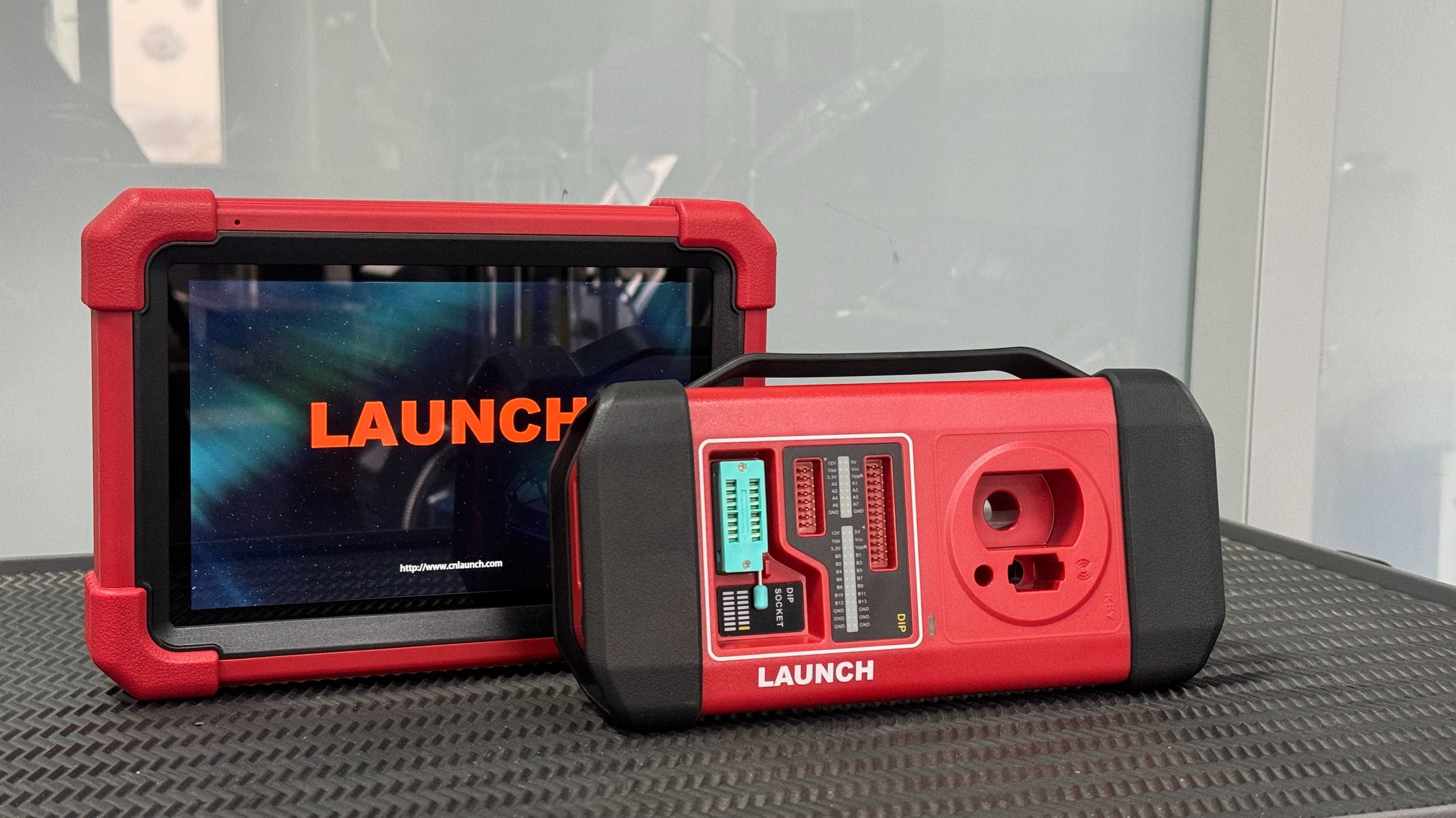 Мультимарочный программатор автомобильных ключей Launch