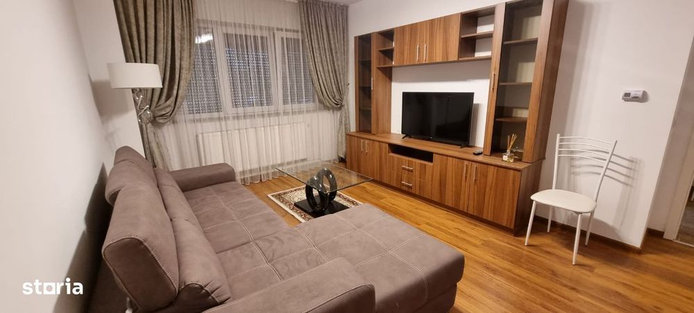 Apartament cu 2 camere structura mare zona Tractorul Coresi