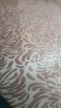 Луксозен релефен килим светли цветове 200/290мм