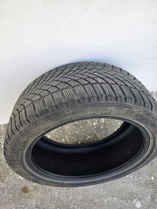 Гуми 235/45/18 - 4 бр, дот 21, Bridgestone
Продавам
